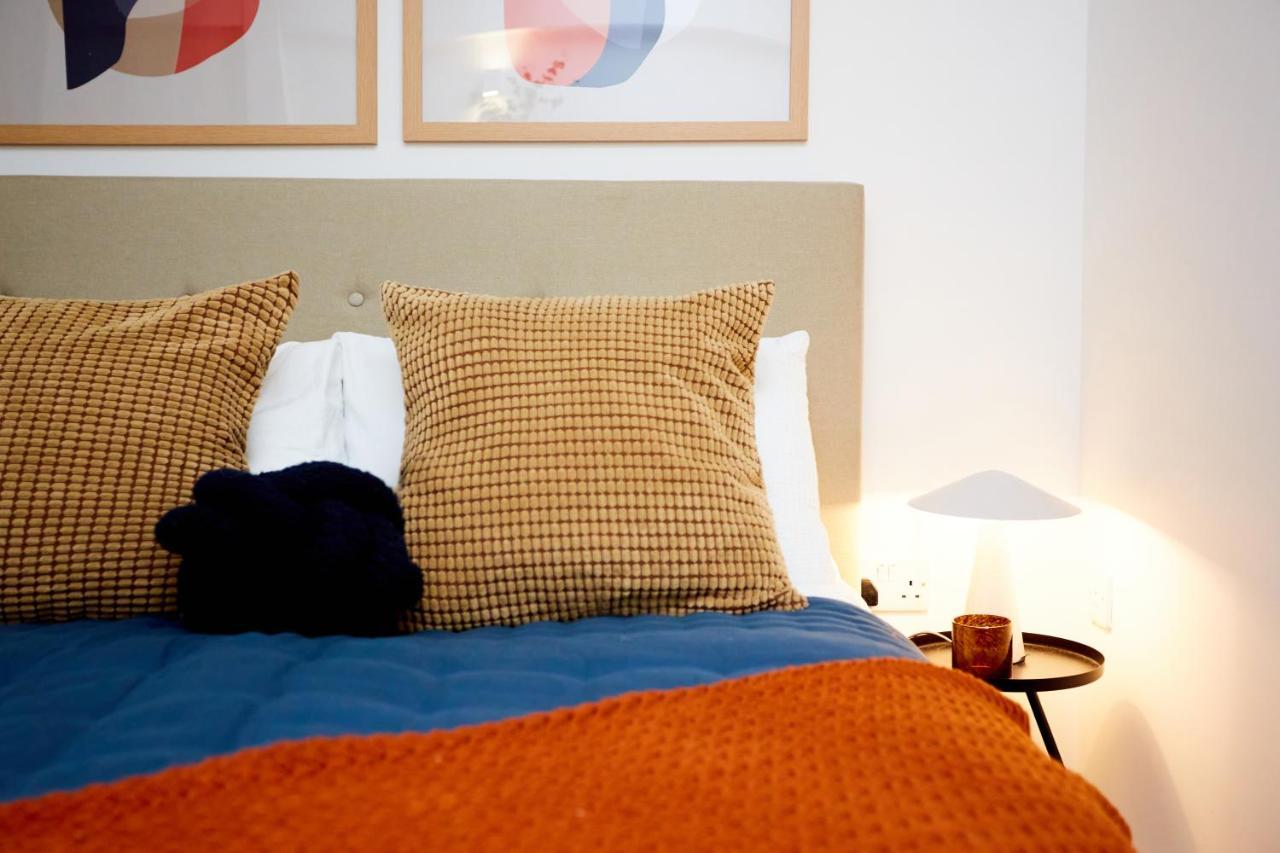 Luxury New Built Split-Level Flat With Rooftop Gardens Access Manchester Ngoại thất bức ảnh