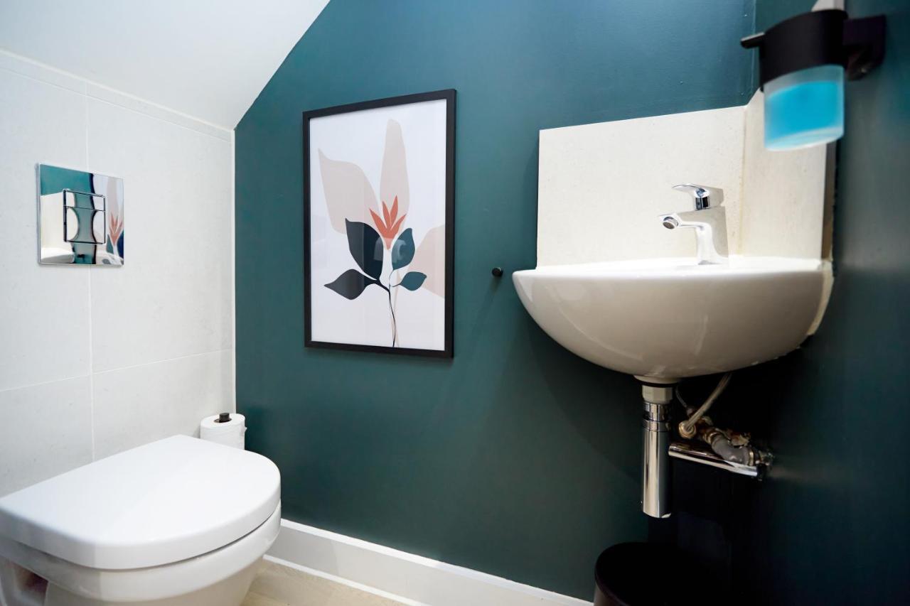 Luxury New Built Split-Level Flat With Rooftop Gardens Access Manchester Ngoại thất bức ảnh